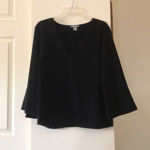 H&M black v neck bell sleeve